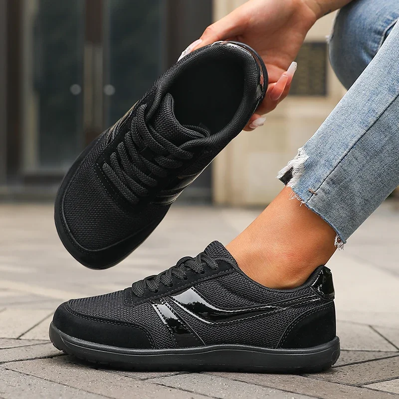 Zylla Vintage-Inspired Sneakers