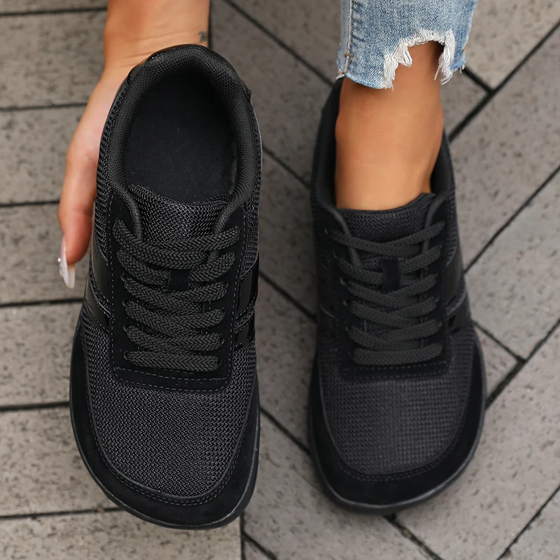 Zylla Vintage-Inspired Sneakers