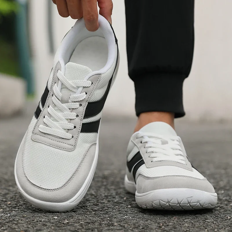 Vintage-Inspired Veltra Sneakers