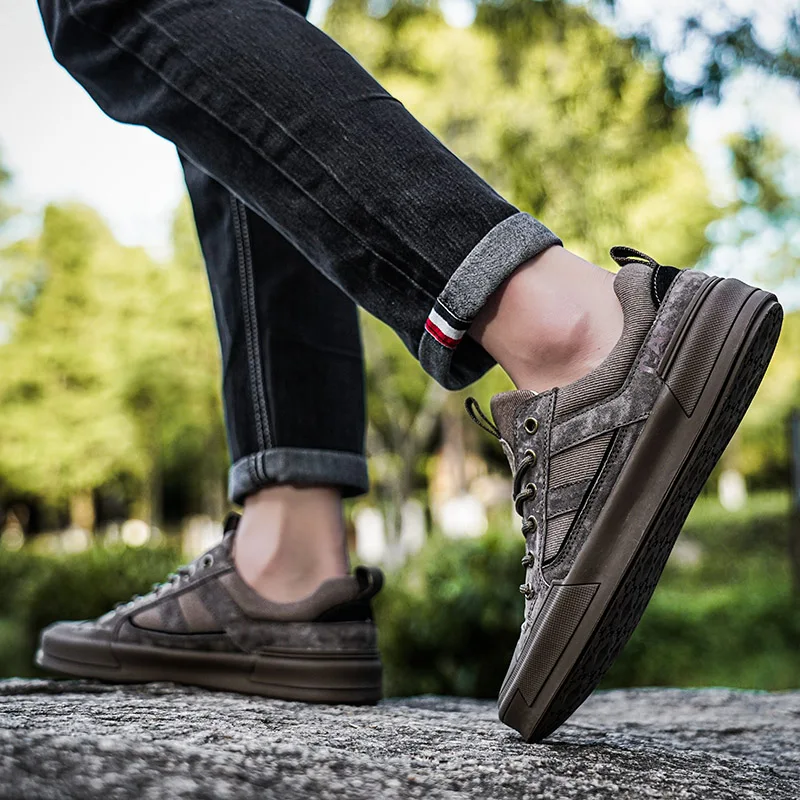 CAT® UrbanDrift Leather Sneakers for Modern Style