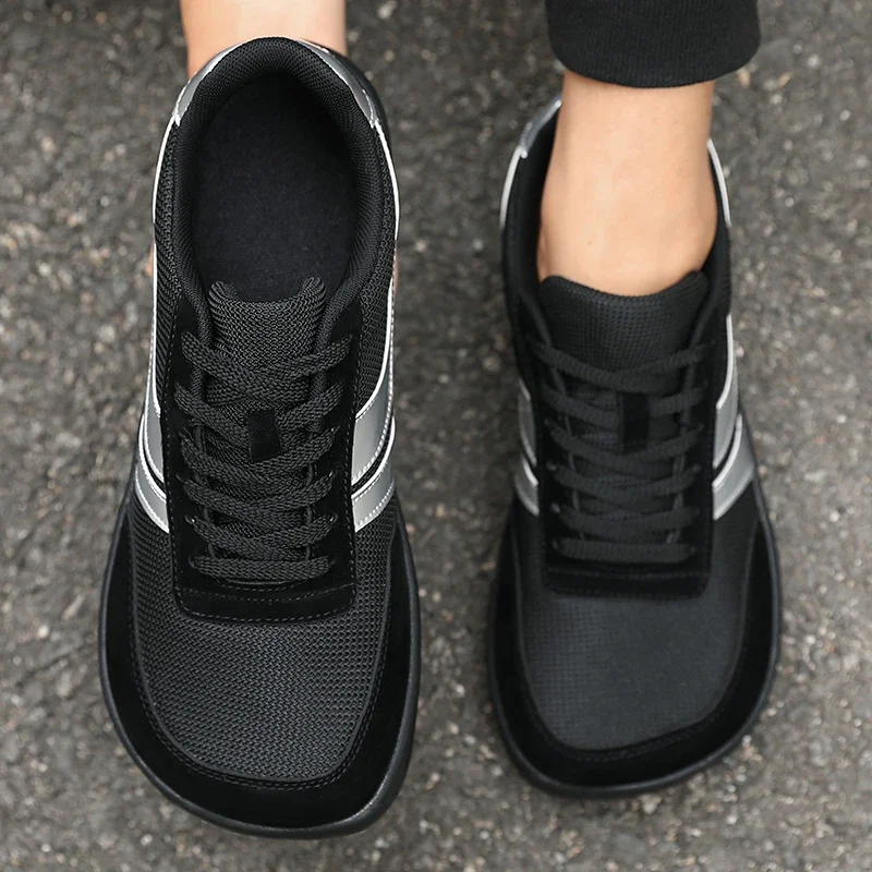 Vintage-Inspired Veltra Sneakers