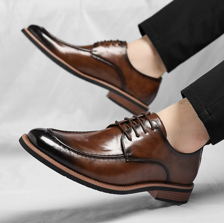 Classic Leather Dress Shoes in Regency Style