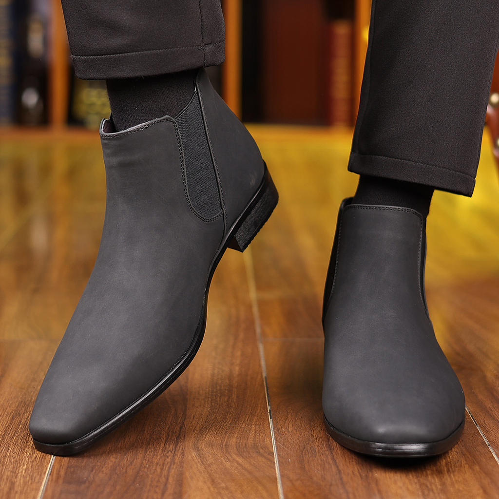 Suede Chelsea Boots in Regency Style