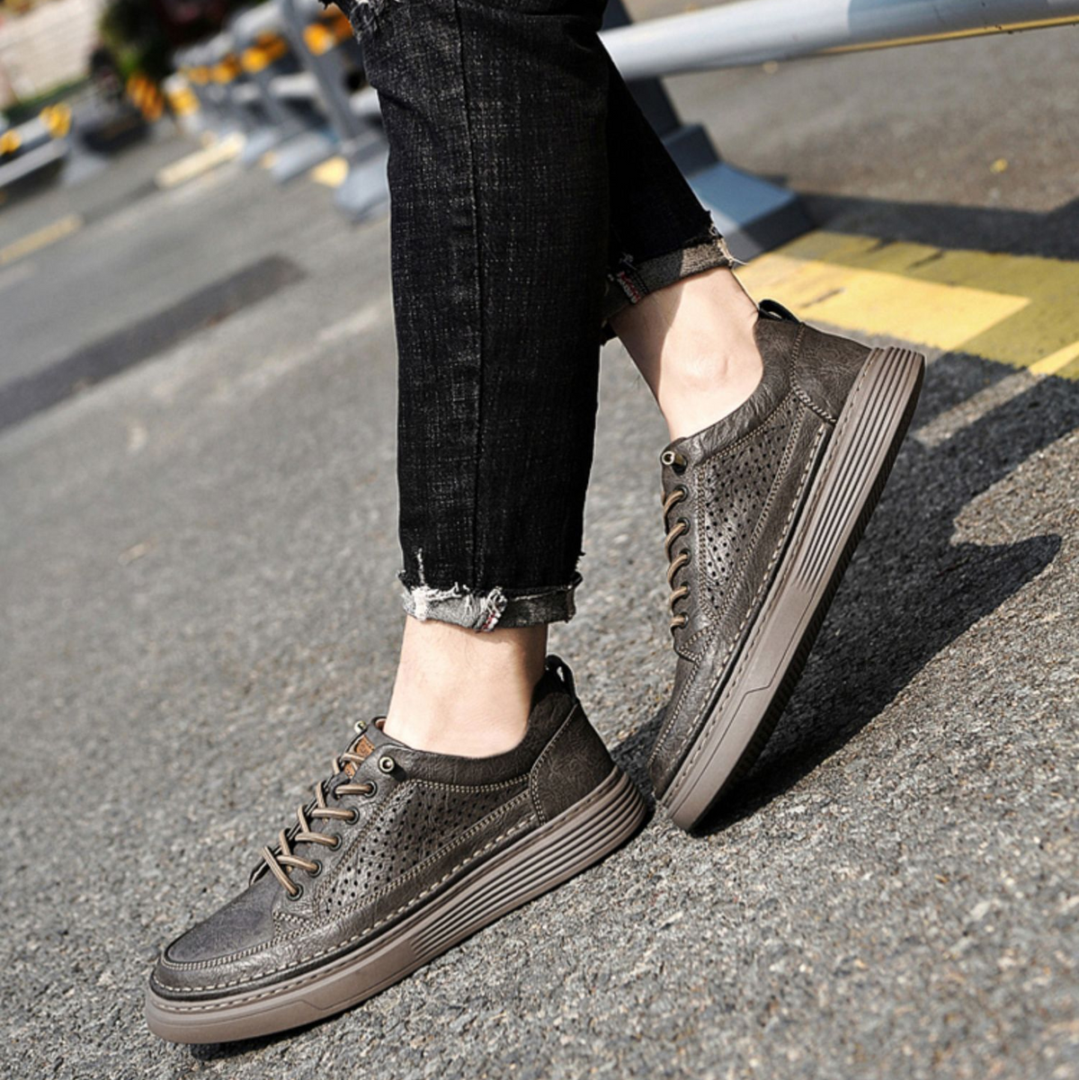 Vento Authentic Leather Sneakers