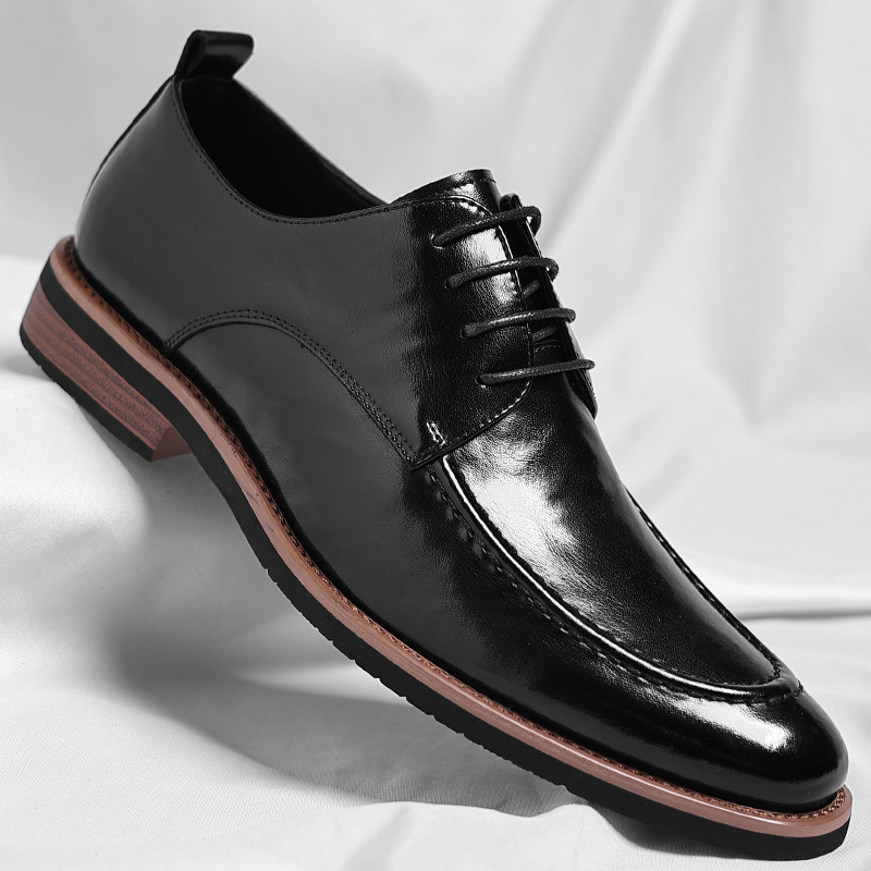 Classic Leather Dress Shoes in Regency Style