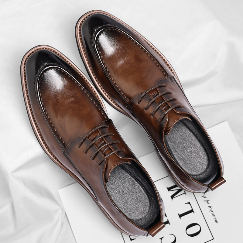 Classic Leather Dress Shoes in Regency Style