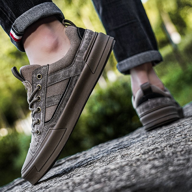 CAT® UrbanDrift Leather Sneakers for Modern Style