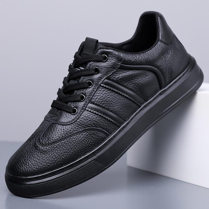 Carlton Leather Sports Shoes