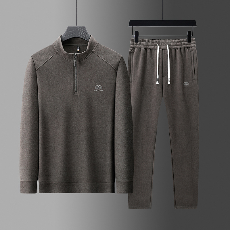 Nova Quarter-Zip Track Suit Ensemble