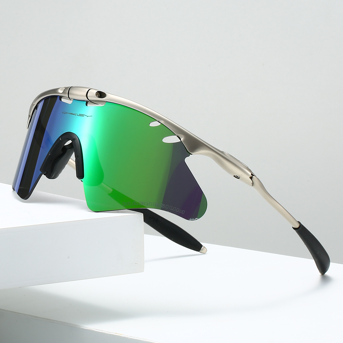 SolarMatrix UV Protection Polarized Sunglasses